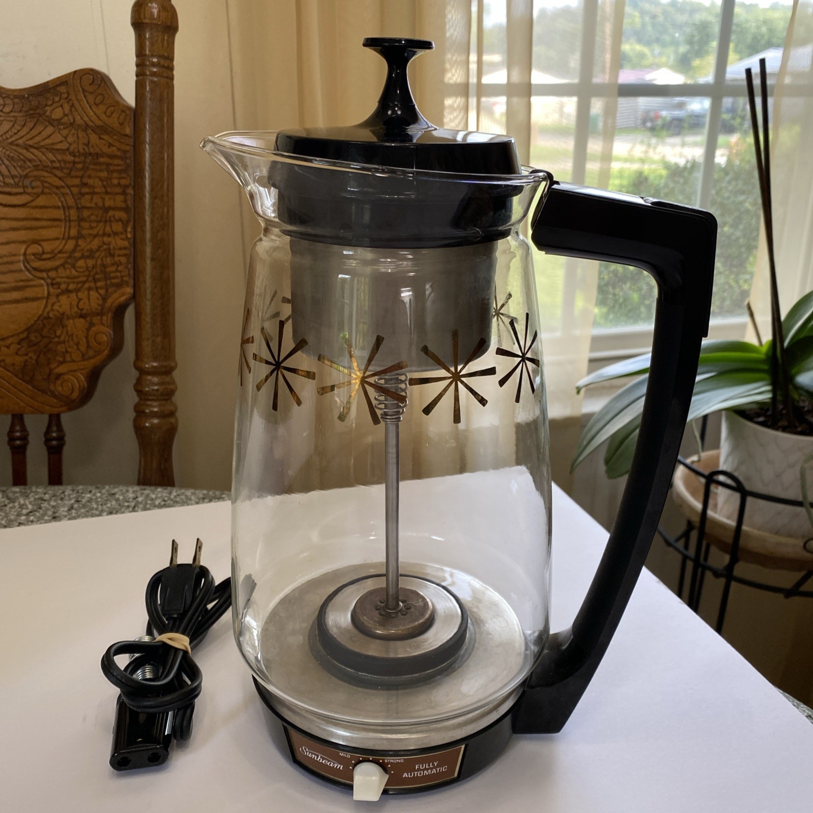 Vintage Star Burst Sunbeam Glass Electric Percolator Coffee Pot 12 Cup *NICE* Vintage Star Burst Sunbeam Glass Electric Percolator Coffee Pot 12 Cup *NICE*