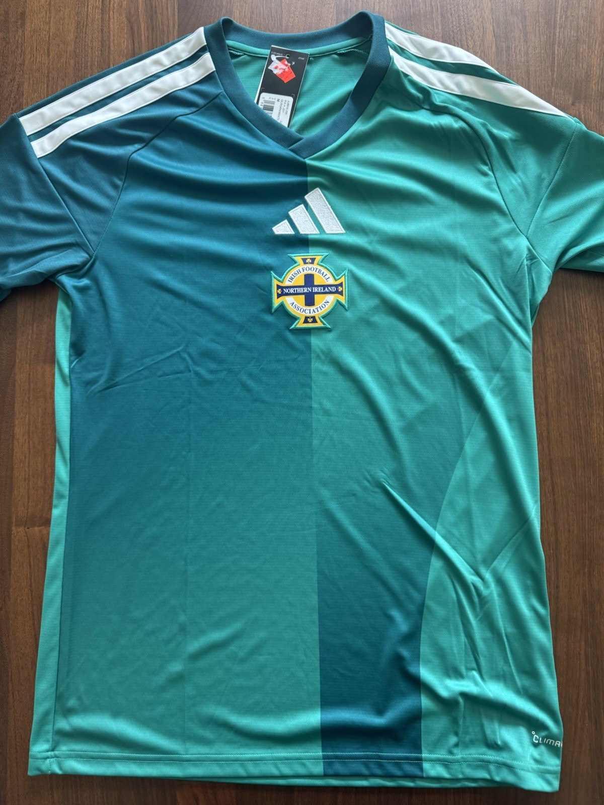 Northern Ireland Home Jersey 2026 - Adidas Soccer - Men Medium NEW