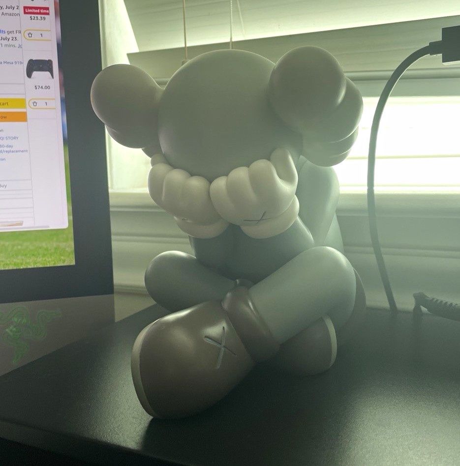 KAWS Separated Companion Limited Edition Gray Plastic Art Toy Figure 2020 KAWS Separated Companion Limited Edition Gray Plastic Art Toy Figure 2020