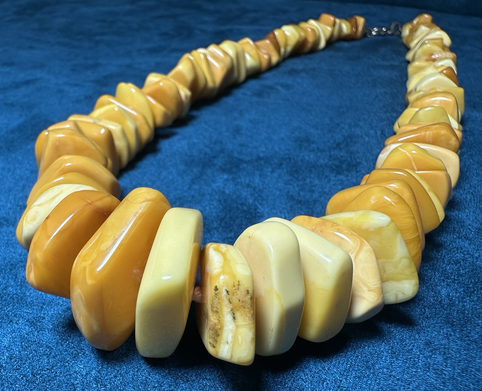 Vintage Butterscotch Amber Necklace 54.4 Grams