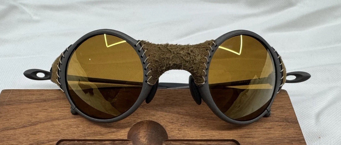 Oakley X-Metal Mars Leather Gold Michael Jordan, RARE VINTAGE M*000786 EXCELLENT