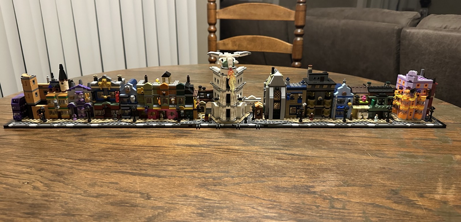 LEGO Harry Potter: Diagon Alley Wizarding Shops (76444) Used