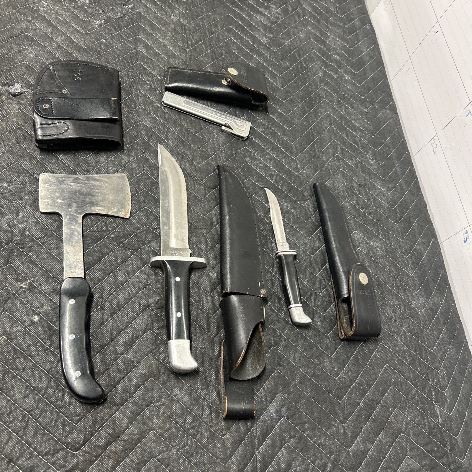 Buck 124 Buck 102 Buck 106 Buck 137 knife lot vintage 