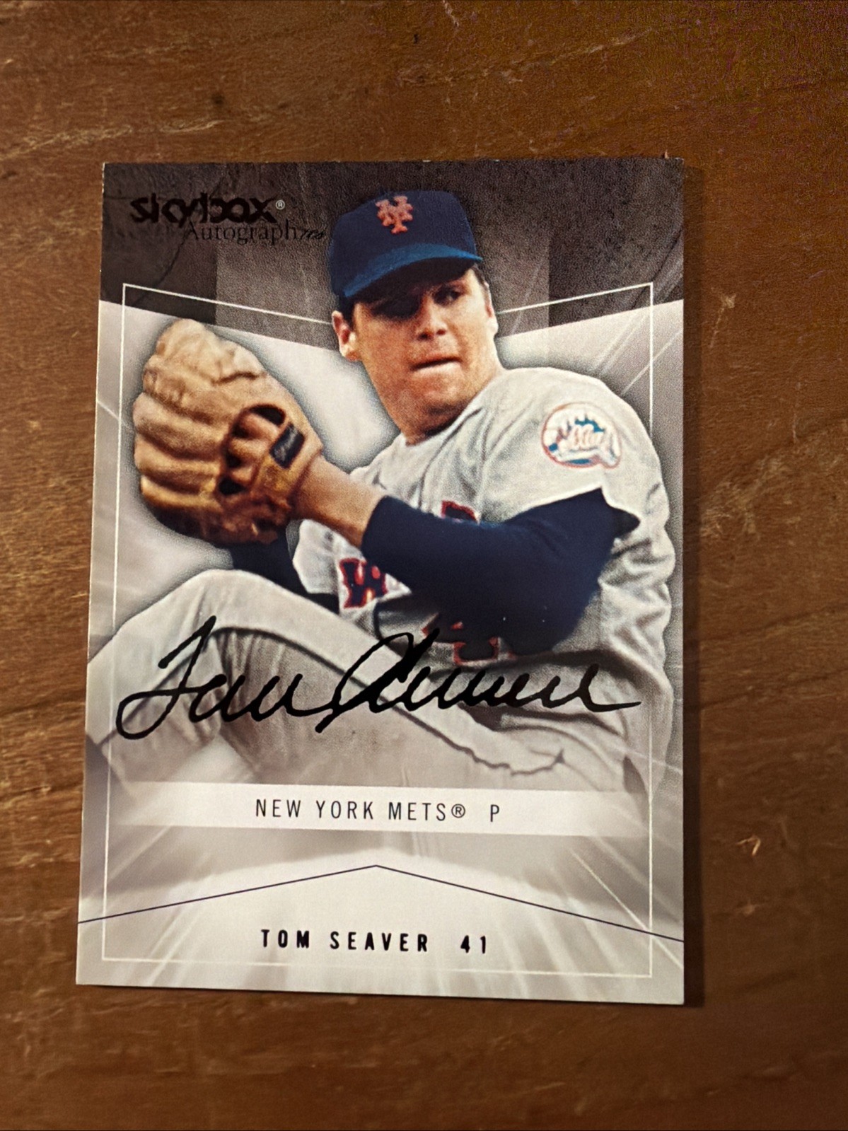 TOM SEAVER NEW YORK METS - AUTOGRAPHICS / NUMBERED - 2005 FLEER SKYBOX TOM SEAVER NEW YORK METS - AUTOGRAPHICS / NUMBERED - 2005 FLEER SKYBOX