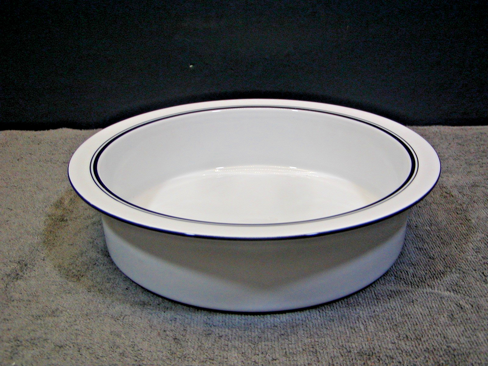 NEW DANSK BISTRO CHRISTIANSHAVN BLUE 11-1/8\ NEW DANSK BISTRO CHRISTIANSHAVN BLUE 11-1/8\