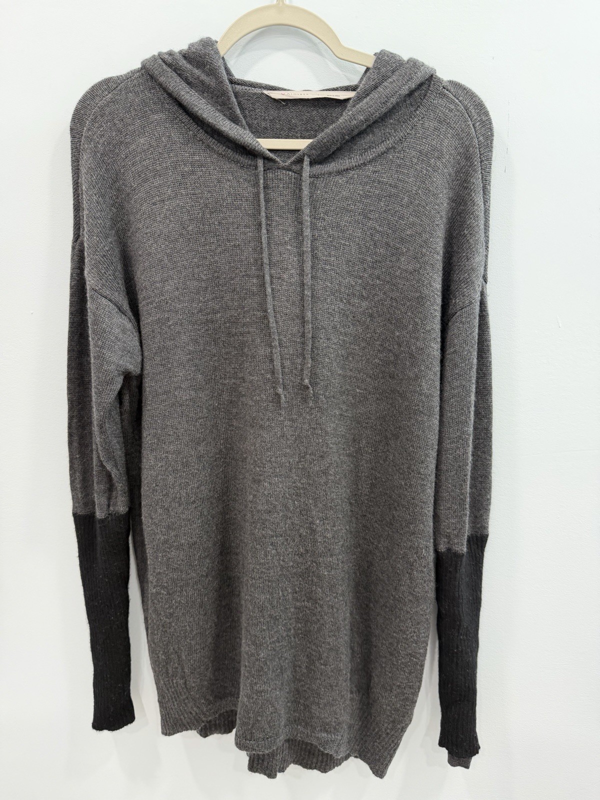Athleta Nopa Hooded Sweater Large Charcoal 100% Merino Wool Black Cuffs