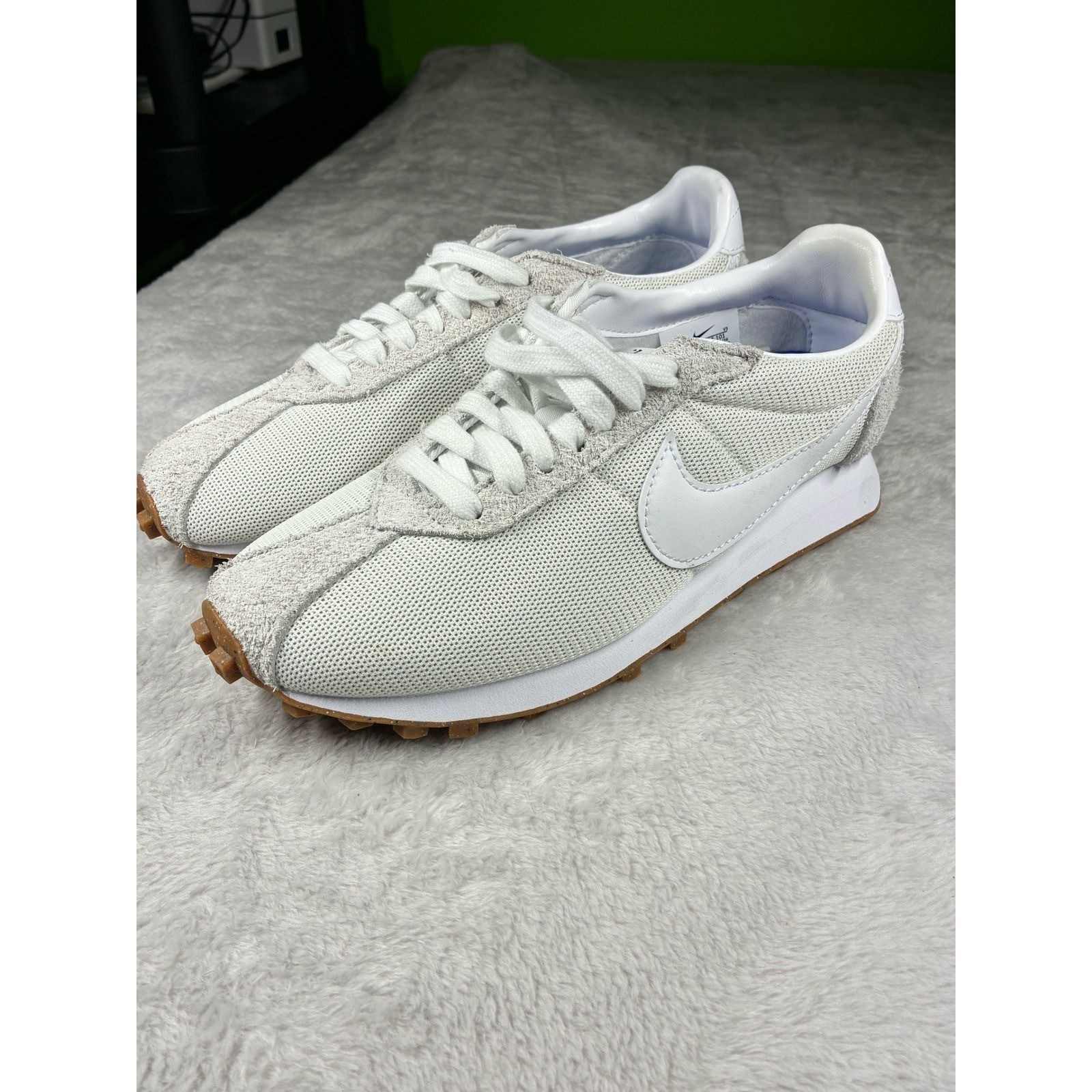 Brand New Nike LD 1000 Womens Light Bone Sail White Waffle Sneakers Size 8.5