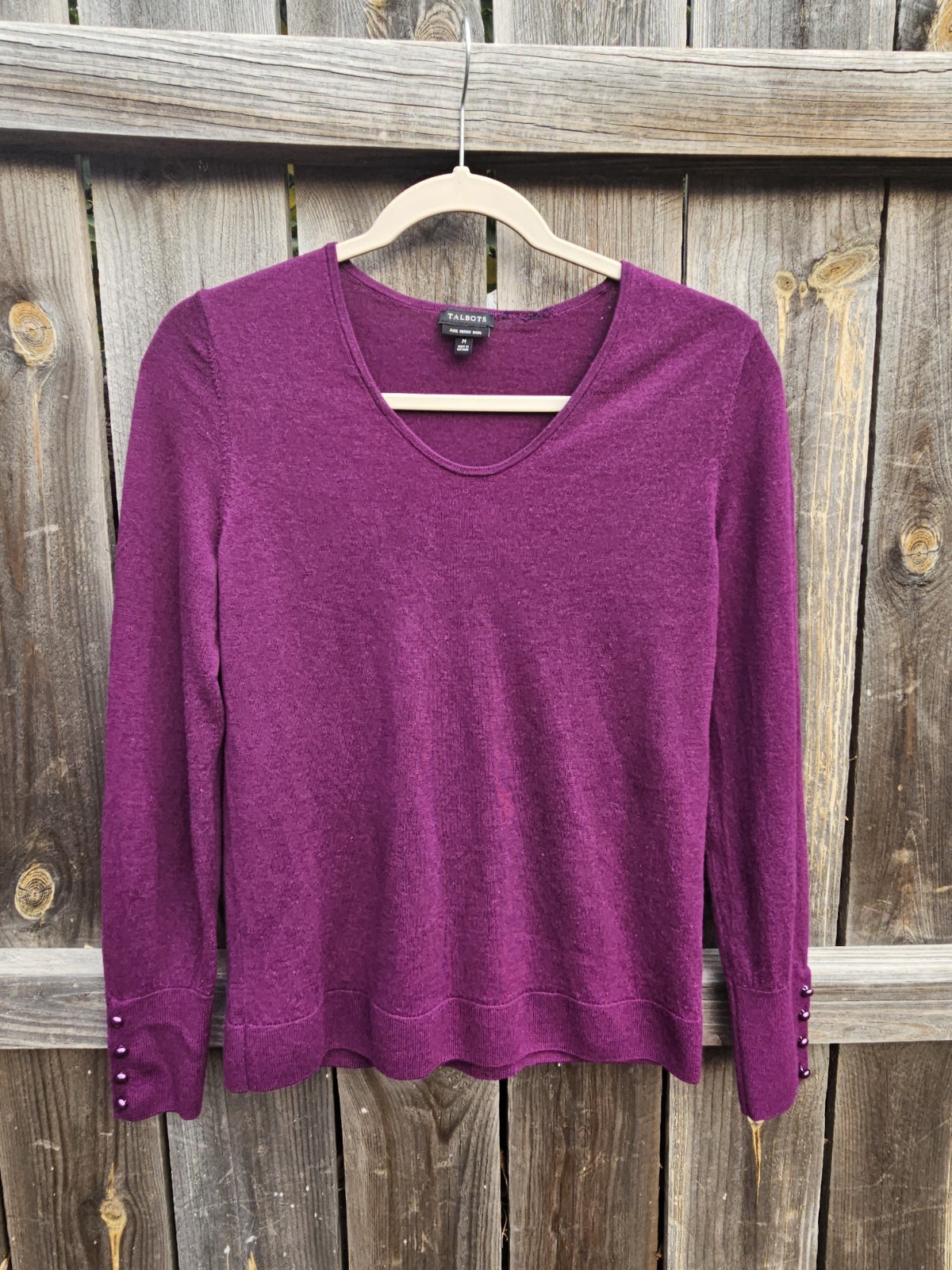 Talbots Pure Merino Wool Pullover Sweater Women\'s Medium V-neck Purple Luxe Soft