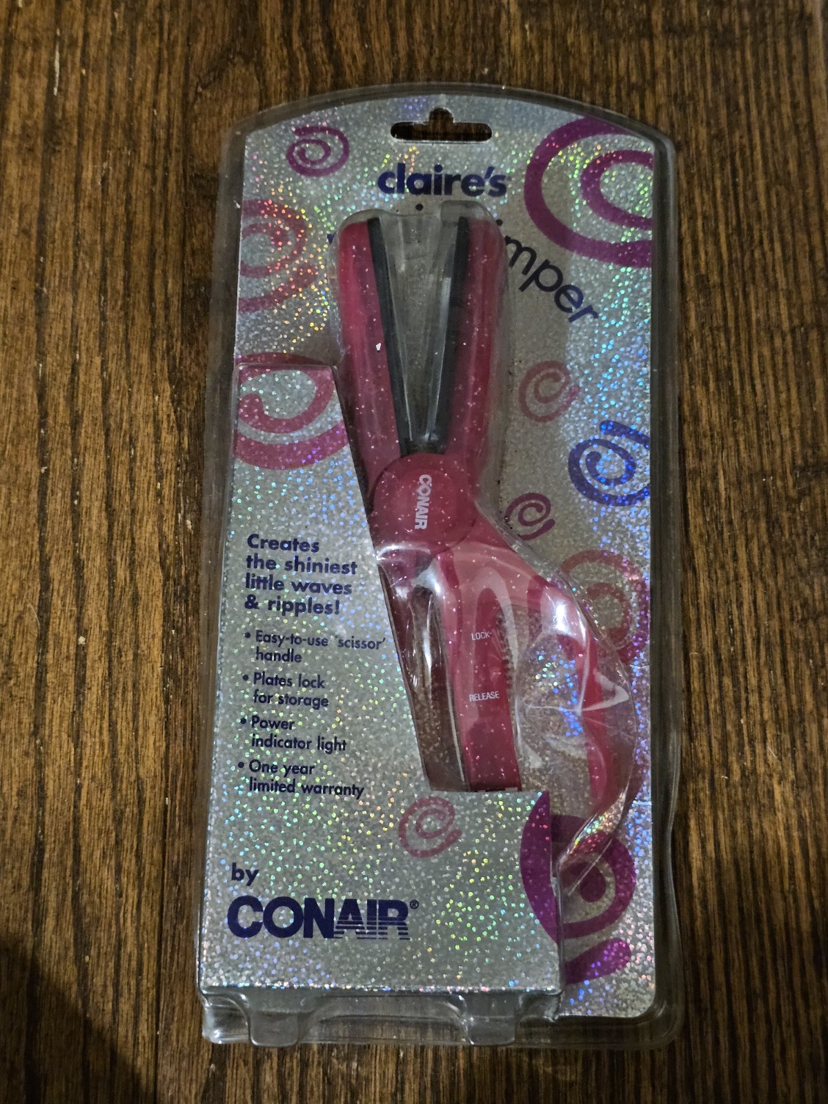 VTG Claire\'s Conair Mini-Crimper Scissor Handle Wave & Ripple 2002 MS56CLBC NIB