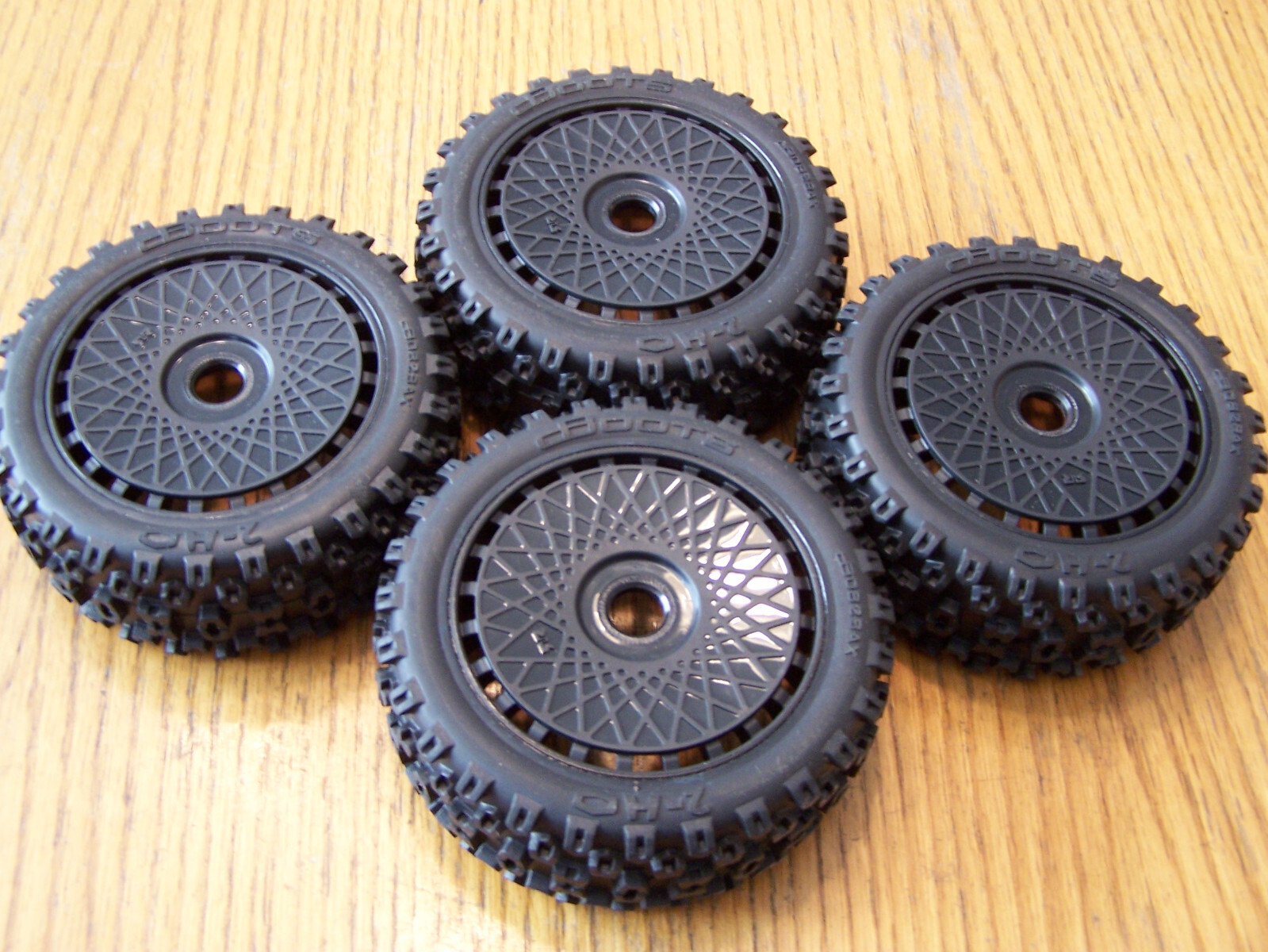 Arrma V3 Typhon 4x4 223S Buggy DBoots 2HO 2-HO Tires &  Wheels Rim 17mm 3s BLX
