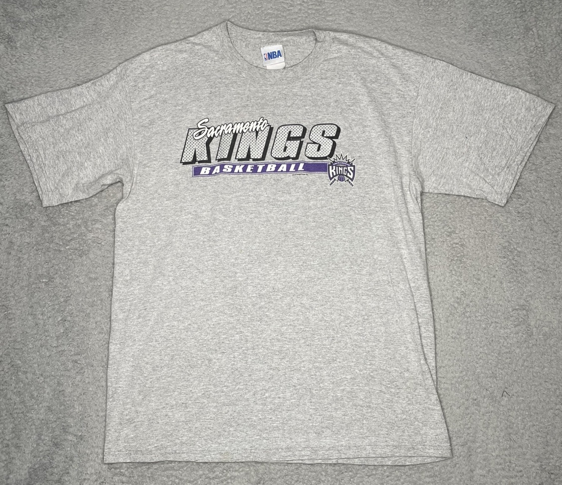 Sacramento Kings Basketball NBA Merchandise TShirt Adult Large Gray VF Imagewear