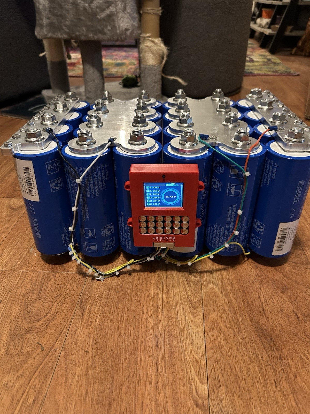 180AH YINLONG LTO BATTERY BANK (24) 45ah  Cells- It Is An Absolute Beast 14.4v
