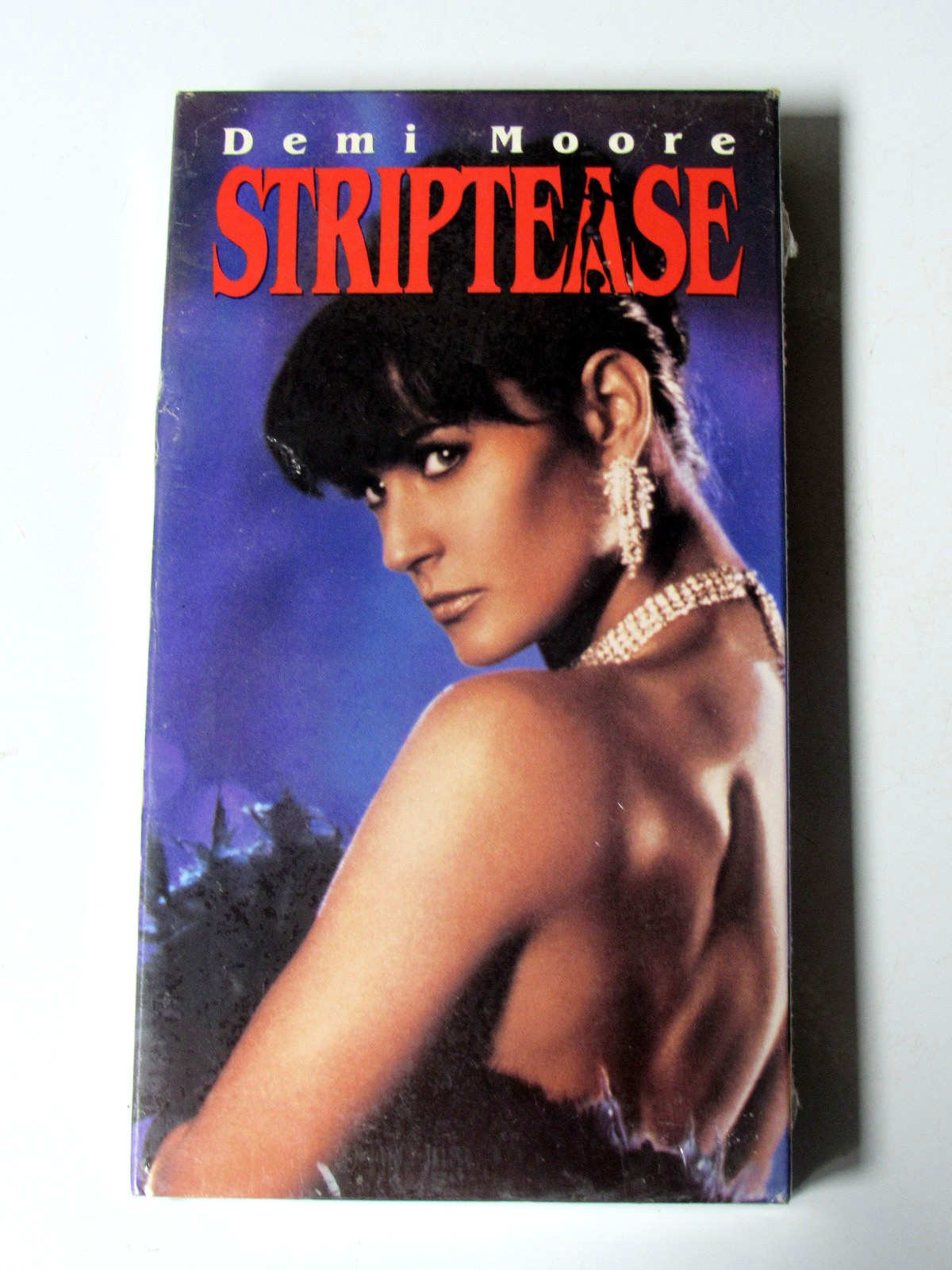 Striptease (VHS) Demi Moore, Burt Reynolds BRAND NEW/SEALED Video Tape FREE