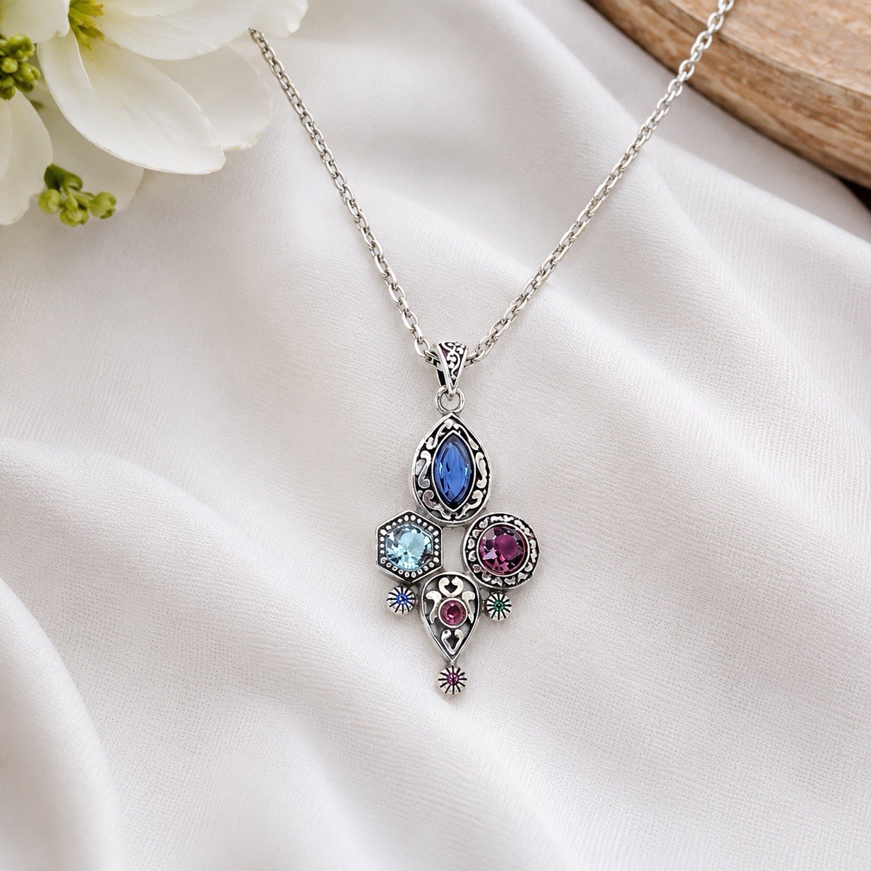 NWT Brighton Elora Gems Palette Necklace Silver Tone Multi Color Crystal Pendant