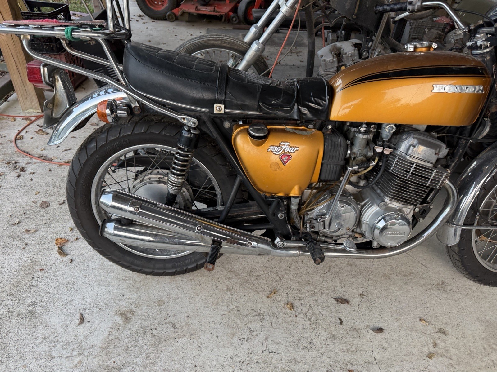 1971 Honda Cb750 Cb 750 Sohc PART OUT exhaust Gas Tank Wheels Twitle Four Cylind 1971 Honda Cb750 Cb 750 Sohc PART OUT exhaust Gas Tank Wheels Twitle Four Cylind