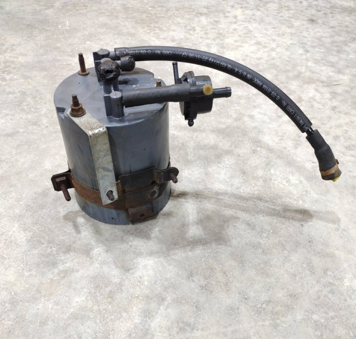 81-87 Dodge Ram D150 D250 V8 Carburetor Charcoal Fuel Vapor Canister 4227033 OEM