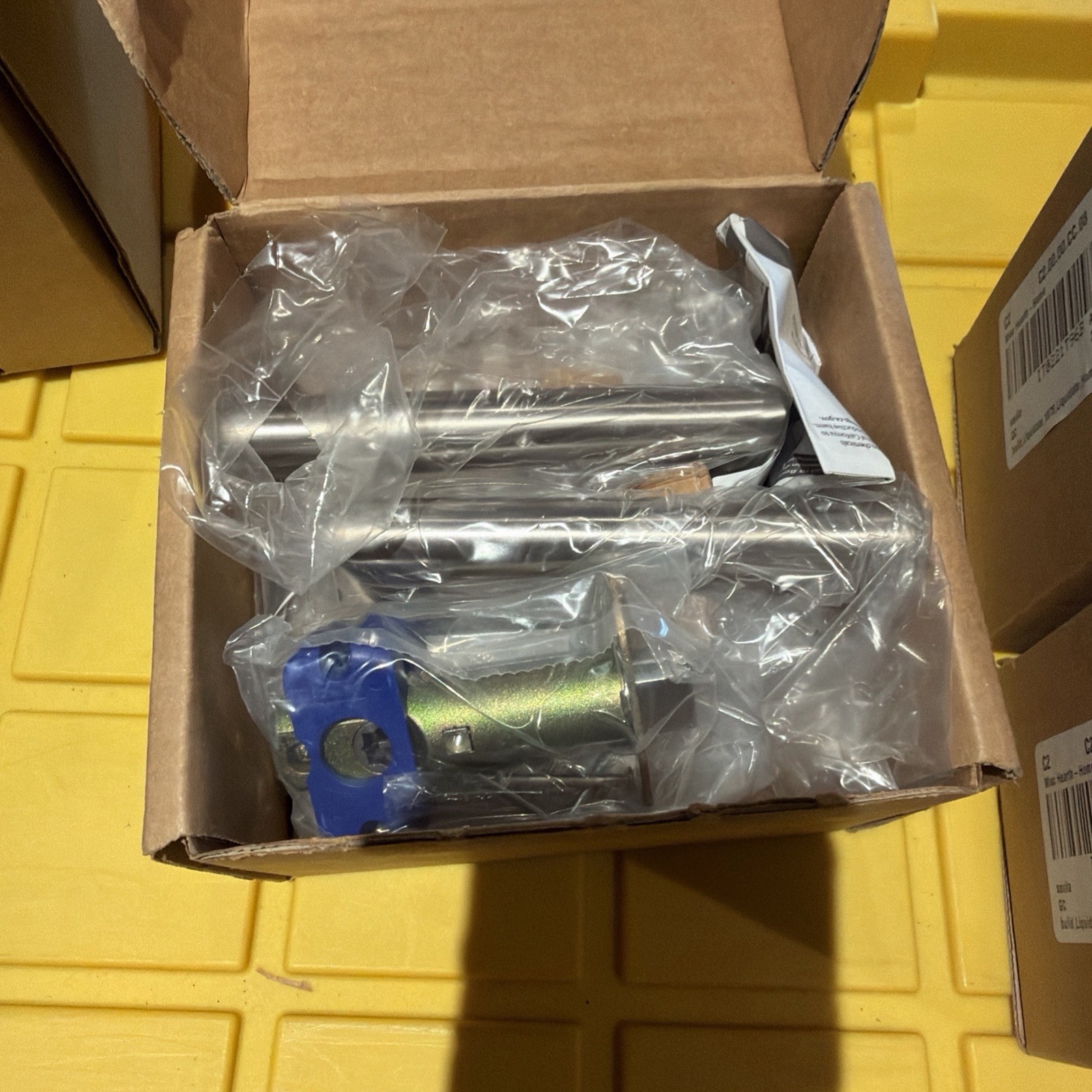 Emtek 5212STULHUS15 Modern Rectangular Stuttgart Lever RH