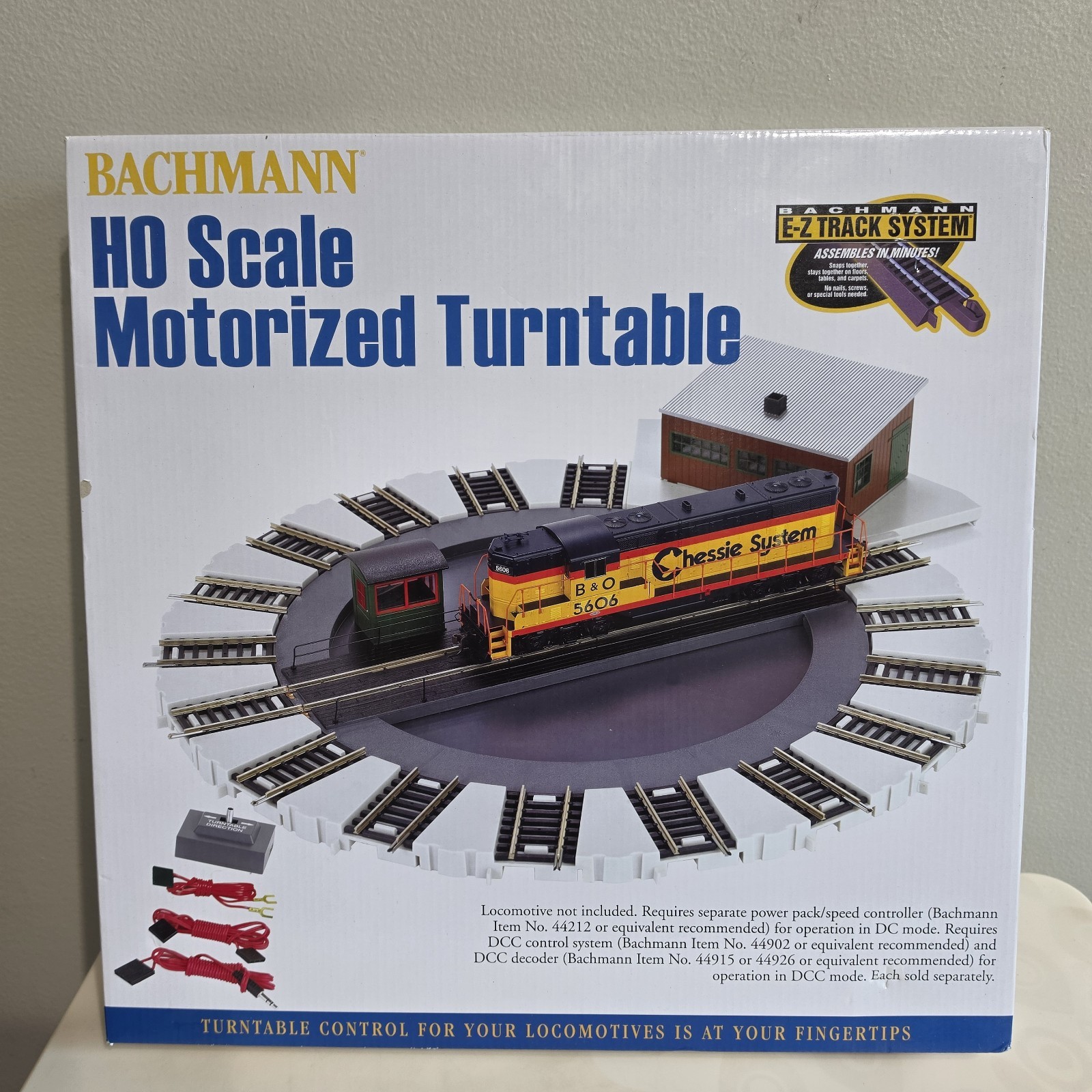 Bachmann HO Scale Motorized Turntable E-Z Track System 46299