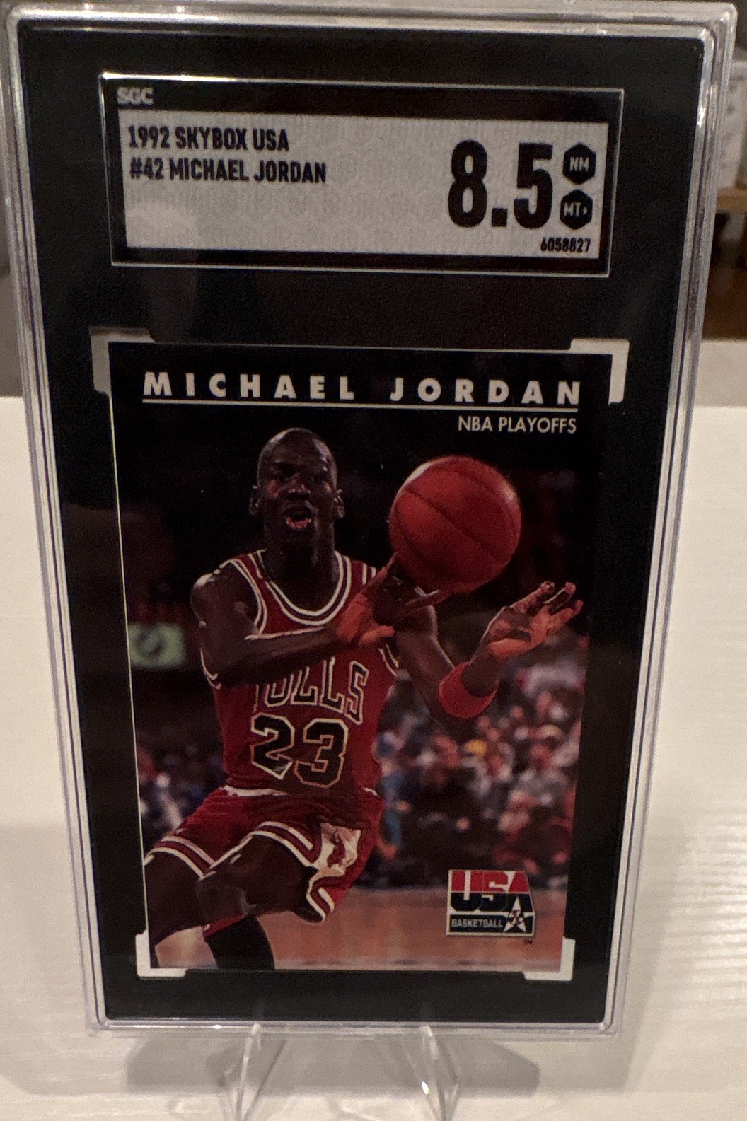 SkyBox 1992 Skybox USA Michael Jordan #42 Chicago Bulls NBA SGC 8.5 Graded SkyBox 1992 Skybox USA Michael Jordan #42 Chicago Bulls NBA SGC 8.5 Graded