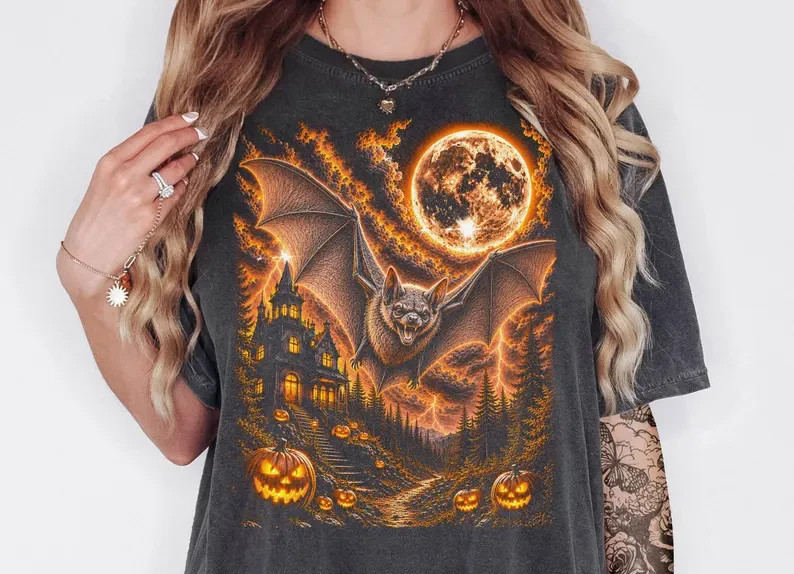 Vintage Bat Moon Haunted House Pumpkin Halloween Shirt Vintage Bat Moon Haunted House Pumpkin Halloween Shirt