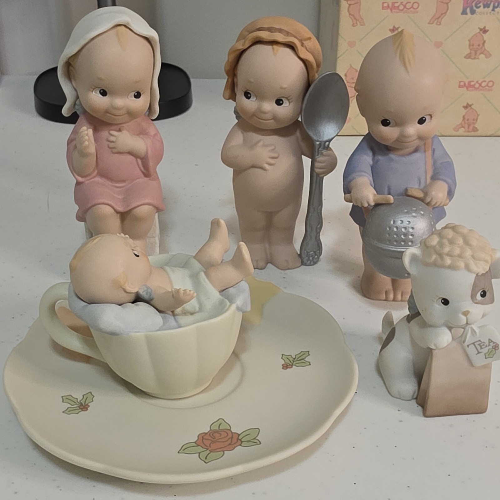 Very Rare Enesco Kewpie Pageant Nativity Set  6 piece set