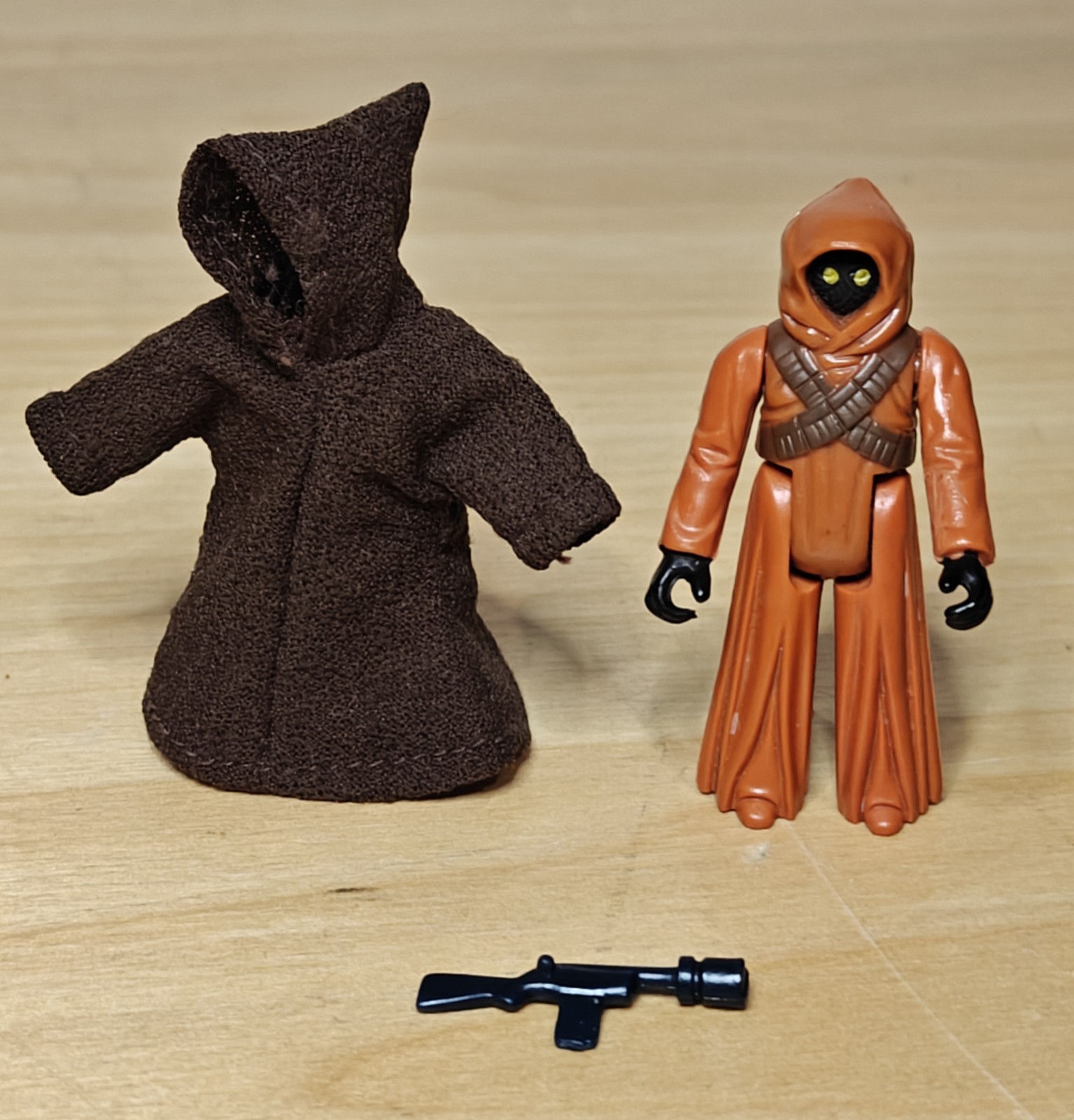 Vintage 1977 Kenner Star Wars Jawa - Really Clean - Complete all Original