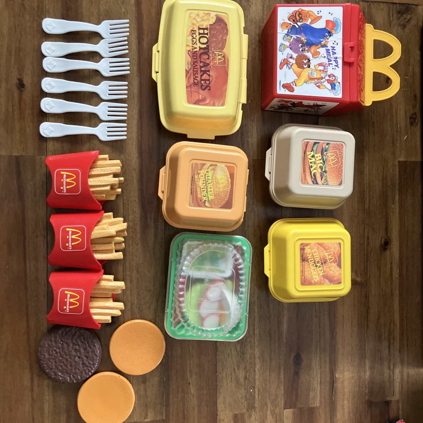 Vintage 90s Fisher Price McDonald’s Playset Lot Salad Hotcakes Meal Nuggets etc