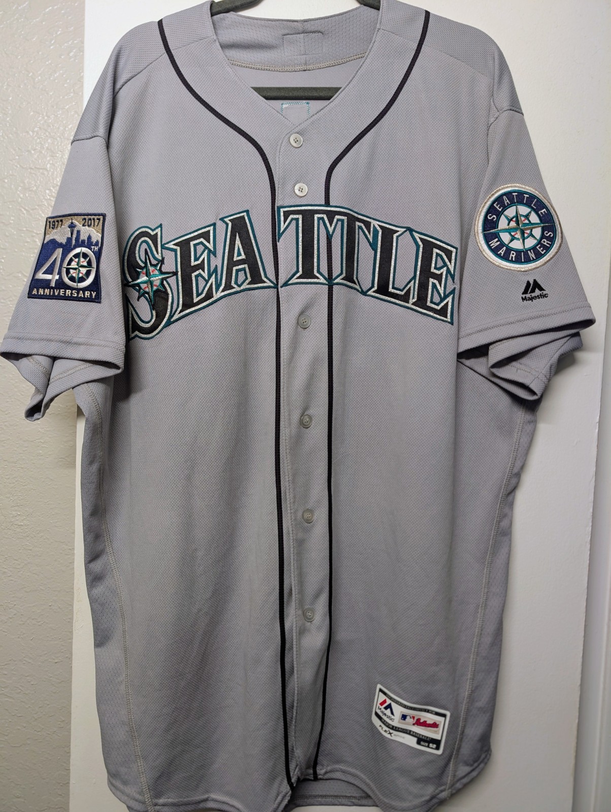 Majestic Flex Base Seattle Mariners Felix Hernandez Road Jersey - Sz 52(2XL) Majestic Flex Base Seattle Mariners Felix Hernandez Road Jersey - Sz 52(2XL)