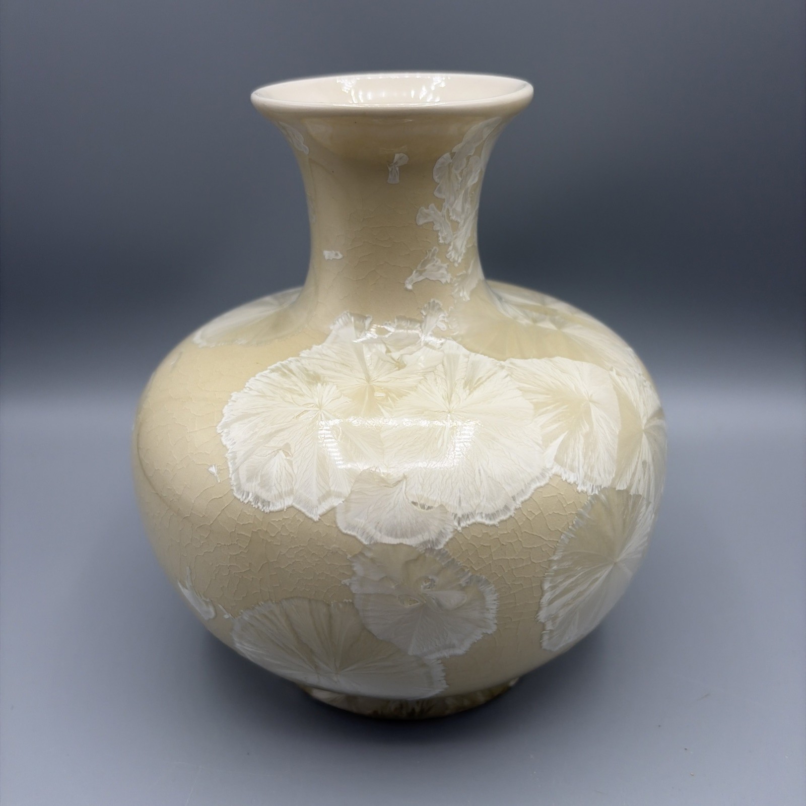 Vtg Art Pottery Mud Works Crystalline Vase Yellow Silver Blooms 6.75\