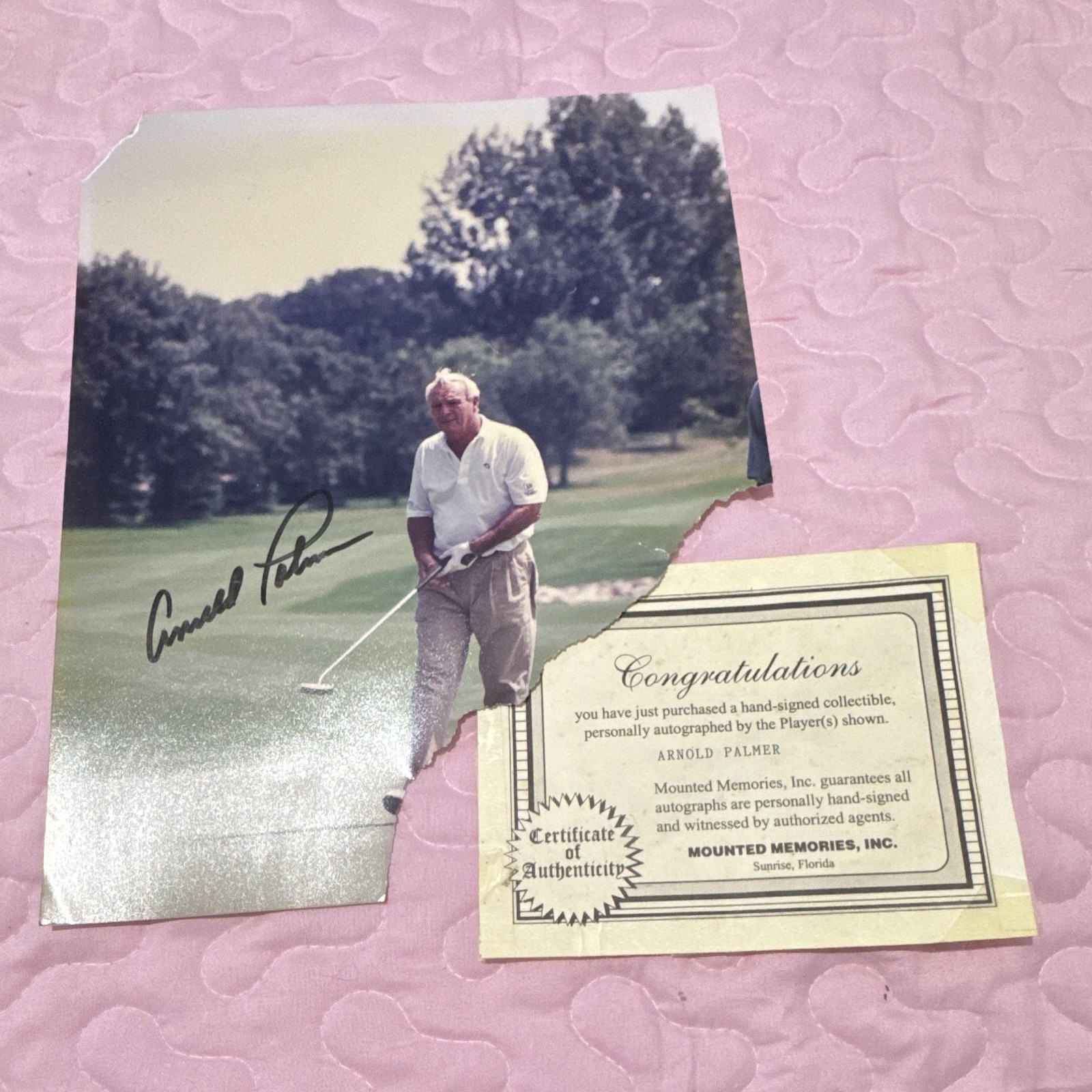 Arnold Palmer Signed Photo w/ COA Mounted Memories - AS-IS Torn Edge Arnold Palmer Signed Photo w/ COA Mounted Memories - AS-IS Torn Edge
