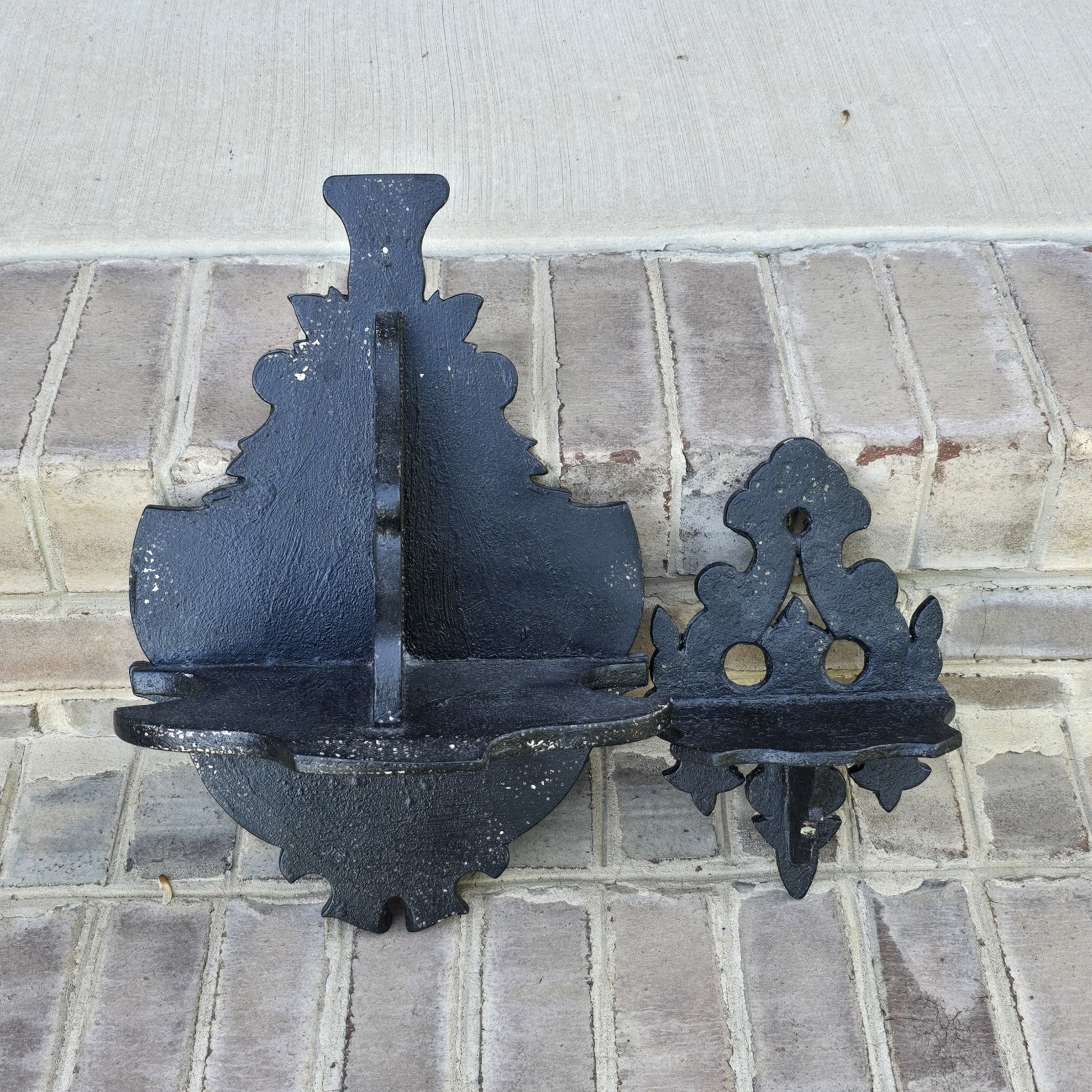 Antique Primitive Wall Shelves Tramp Art Heavy Paint Layers Wood Colonial (2)