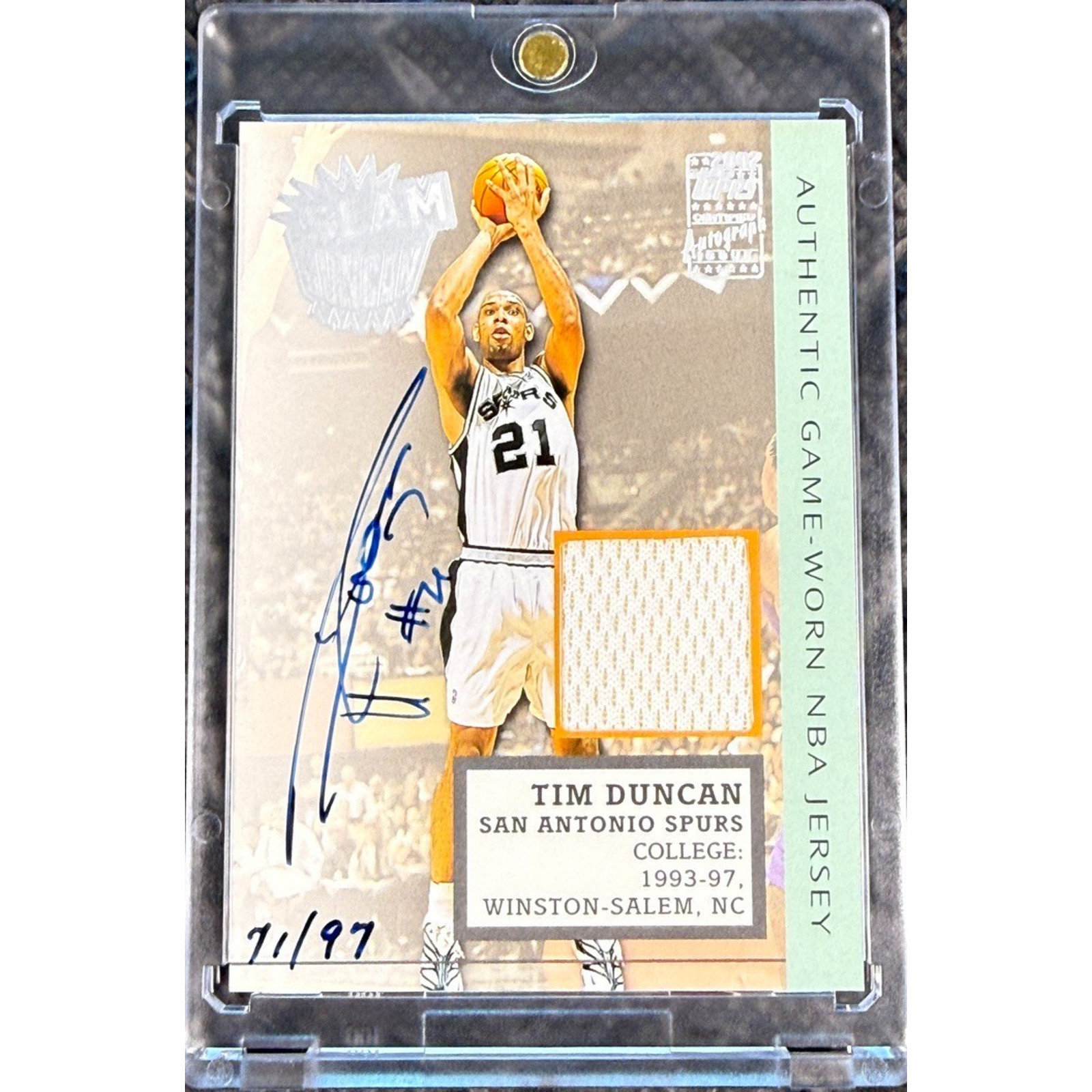 2002-03 Topps Tim Duncan Slam Duncan Relic Autographics Game-Worn /97 Spurs HOF