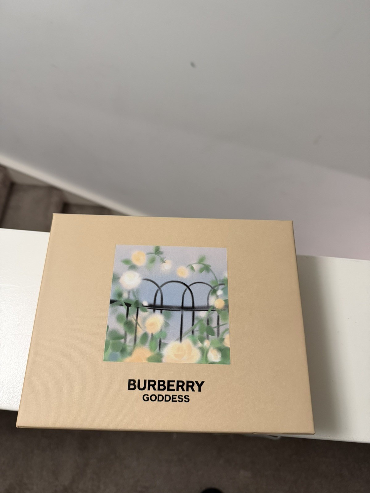 BURBERRY GODDESS 3 PIECE GIFT SET WITH EAU DE PARFUM SPRAY 100ML 10ML & 75ML NIB BURBERRY GODDESS 3 PIECE GIFT SET WITH EAU DE PARFUM SPRAY 100ML 10ML & 75ML NIB