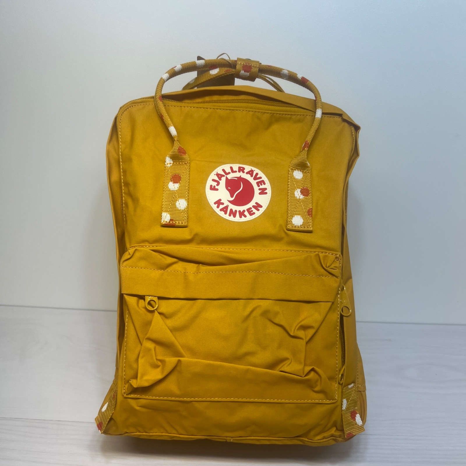 NWT FjallRaven Kanken Backpack Ochre Confetti Pattern 23510 NWT FjallRaven Kanken Backpack Ochre Confetti Pattern 23510