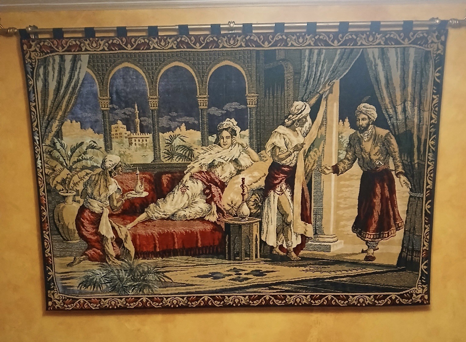 Vintage Middle Eastern Hanging Tapestry Vintage Middle Eastern Hanging Tapestry