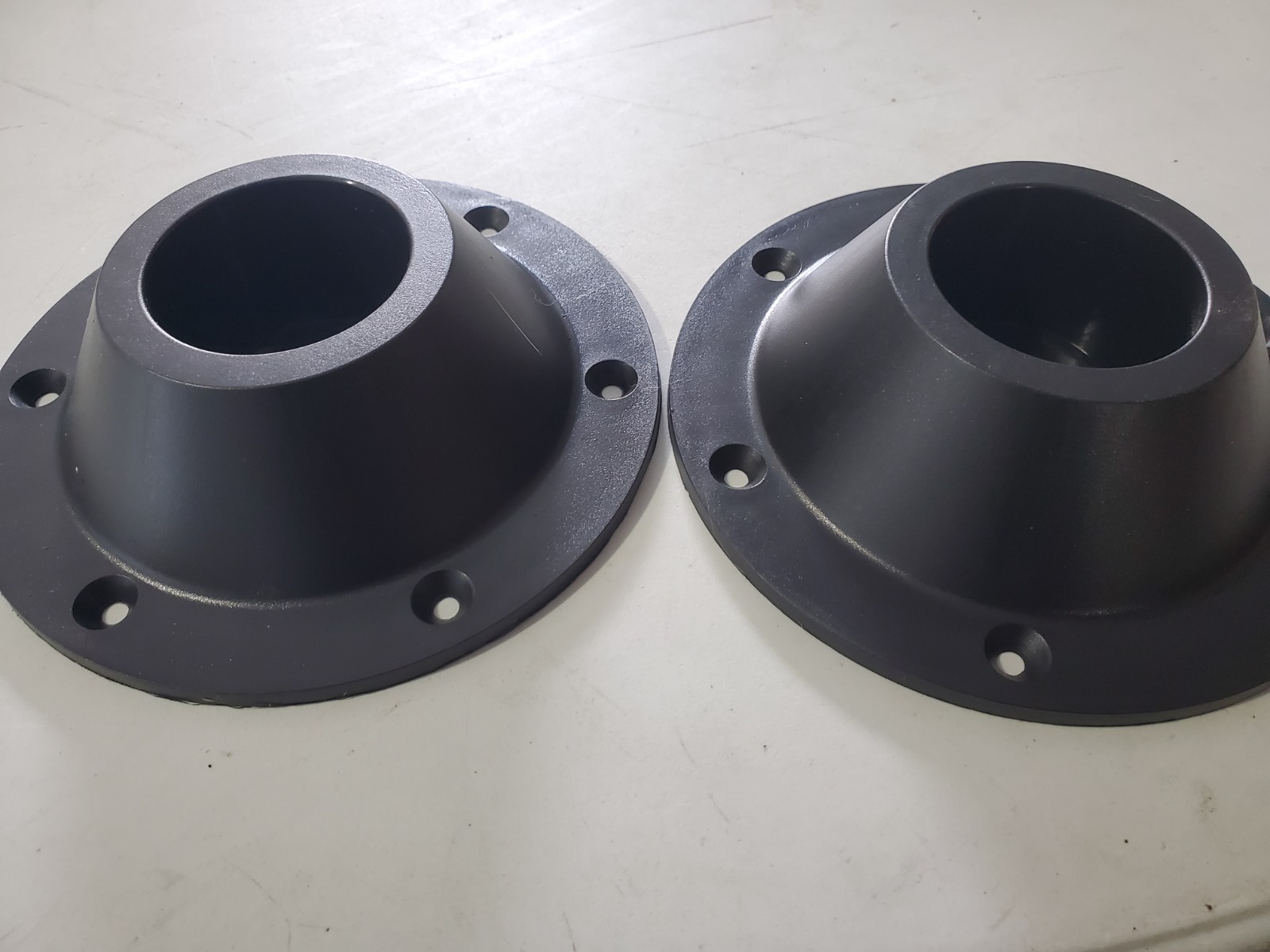 2RV Surface Mount Pedestal TABLE LEG BASE Plastic 6 1/2\