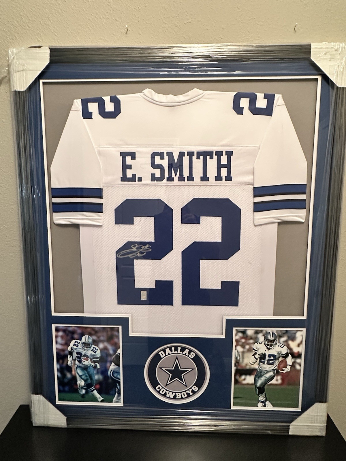 Emmit Smith Autographed Signed Custom Framed Dallas Cowboys Player Certified Emmit Smith Autographed Signed Custom Framed Dallas Cowboys Player Certified