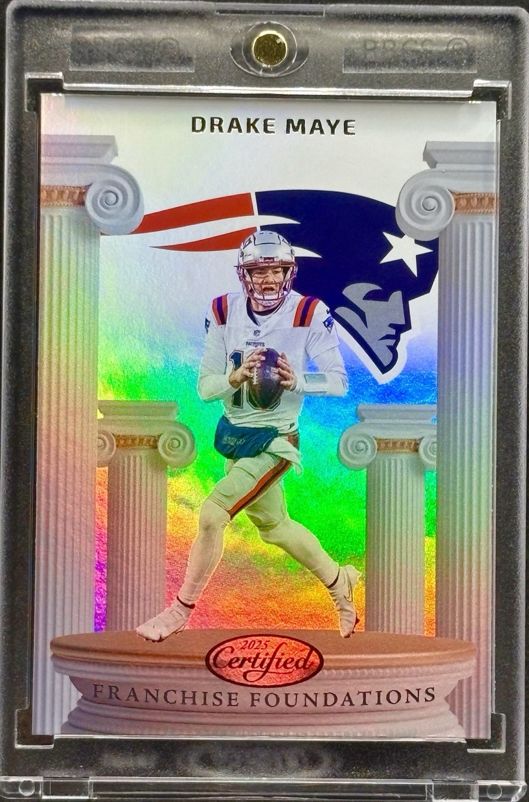 Drake Maye HOLO FOIL REFRACTOR CARD PANINI PATRIOTS Drake Maye HOLO FOIL REFRACTOR CARD PANINI PATRIOTS