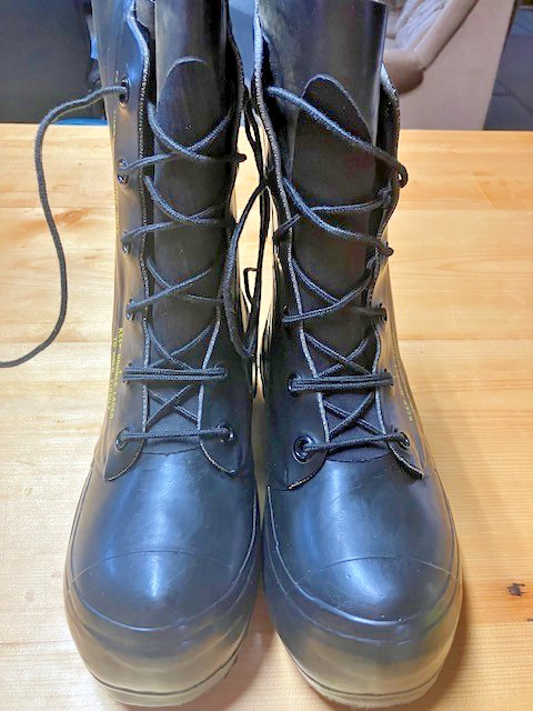 Bunny Boots Bata Military NEW US made sz 5 fits 6 sm adults  0f. to -20 RARE