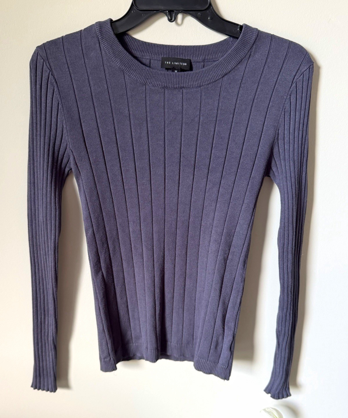 The Limited Women\'s M Slate Gray Rib-Knit Pullover Sweater Crew Neck Long Sleeve The Limited Women\'s M Slate Gray Rib-Knit Pullover Sweater Crew Neck Long Sleeve