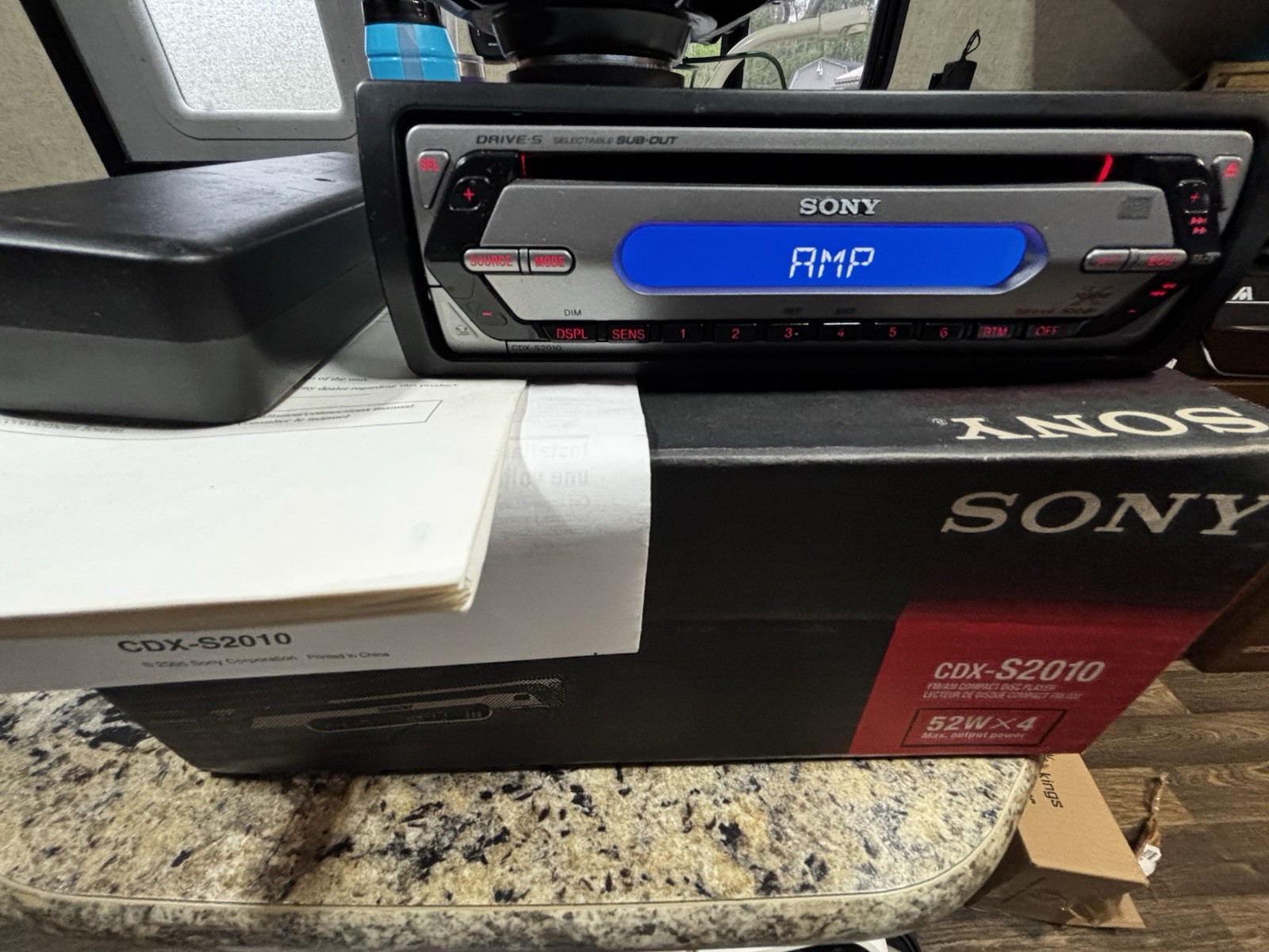 Sony Xplod CDX-S2010 Mp3 CD-R/RW FM/AM Compact Disc Player New 52Wx4 amplifier Sony Xplod CDX-S2010 Mp3 CD-R/RW FM/AM Compact Disc Player New 52Wx4 amplifier