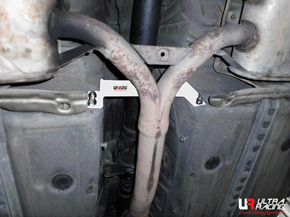 Ultra Racing Middle Lower Bar for LEXUS LS 400 XF10 XF20 4.0 V8 \'94 (ML2-2580)