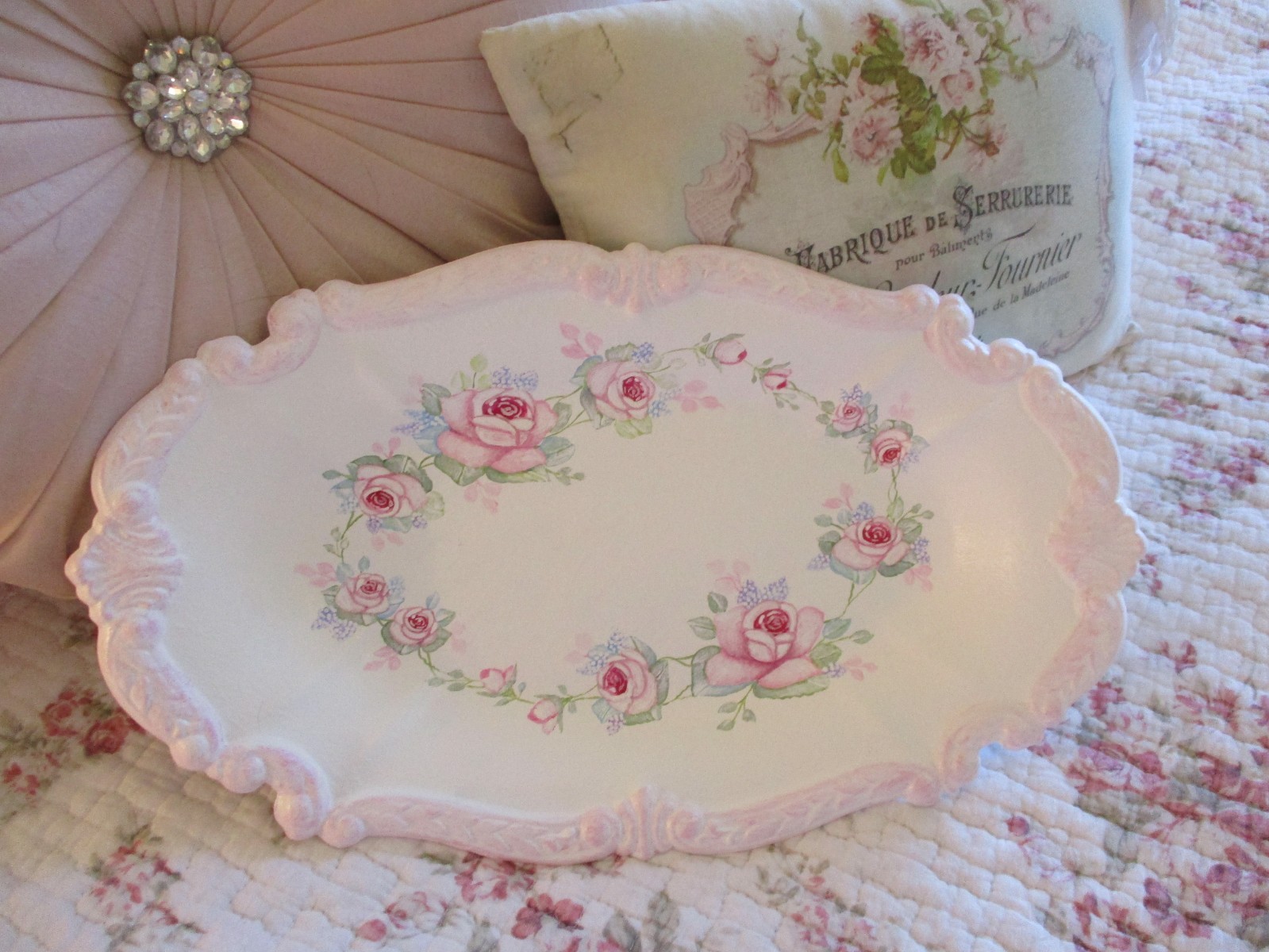 Shabby Chic Style Hand Painted Vintage Ornate Large Tray Shabby Chic Style Hand Painted Vintage Ornate Large Tray