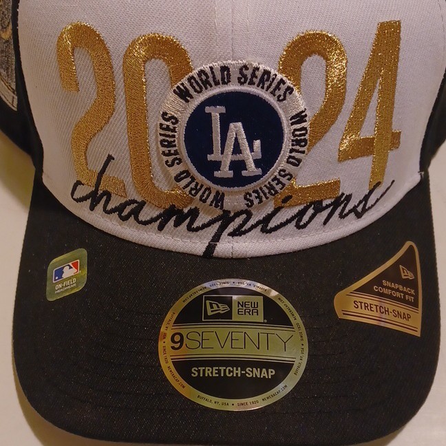 New Era 9SEVENTY Stretch-Snap Los Angeles Dodgers World Series Hat Black/White