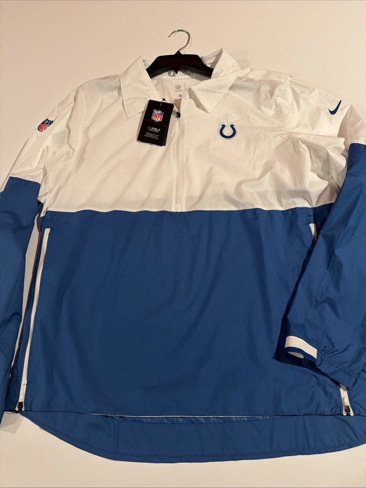 Nike NFL Indianapolis Colts Lightweight Team Issue Coaches Jacket L CJ8528 Men