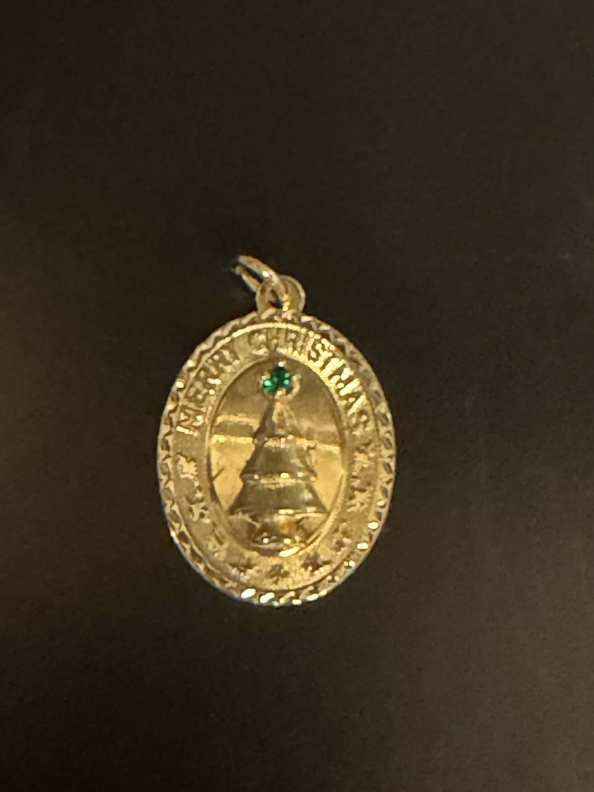 Vintage 1960 12karet Gold Christmas Pendant With Emerald Accent
