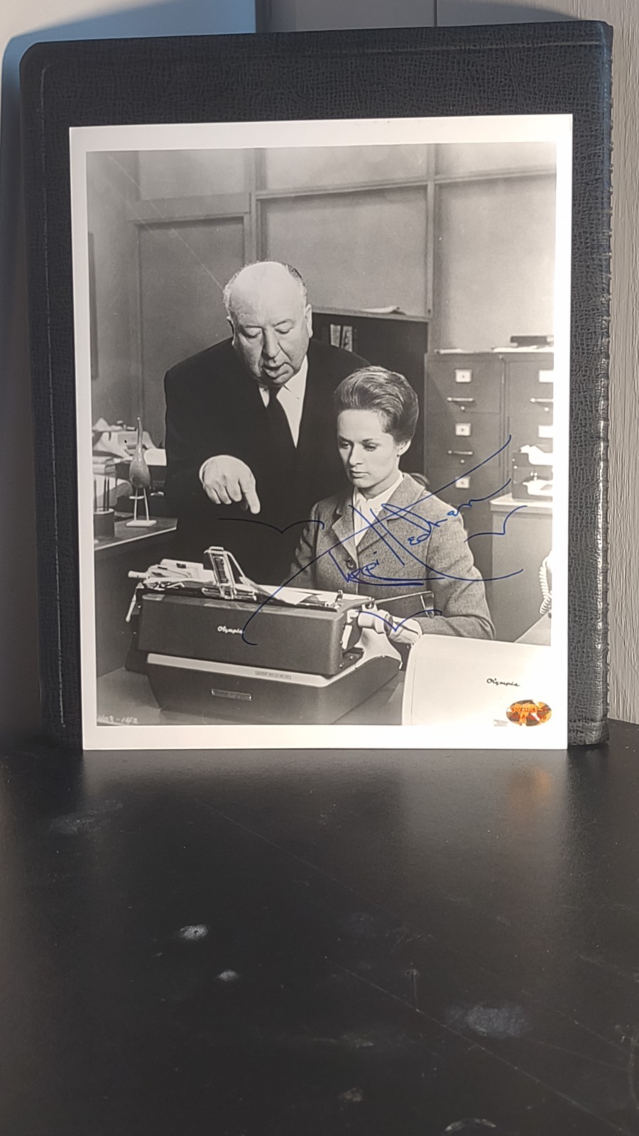 Alfred Hitchcock with Tippi Hedren\'s COA Autograph Signed Photo Alfred Hitchcock with Tippi Hedren\'s COA Autograph Signed Photo