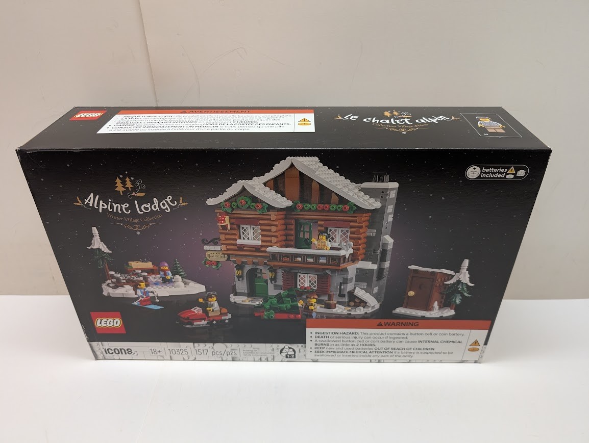 LEGO 10325 Icons: Alpine Lodge Holiday Christmas City New & Sealed w/ Shelf Wear