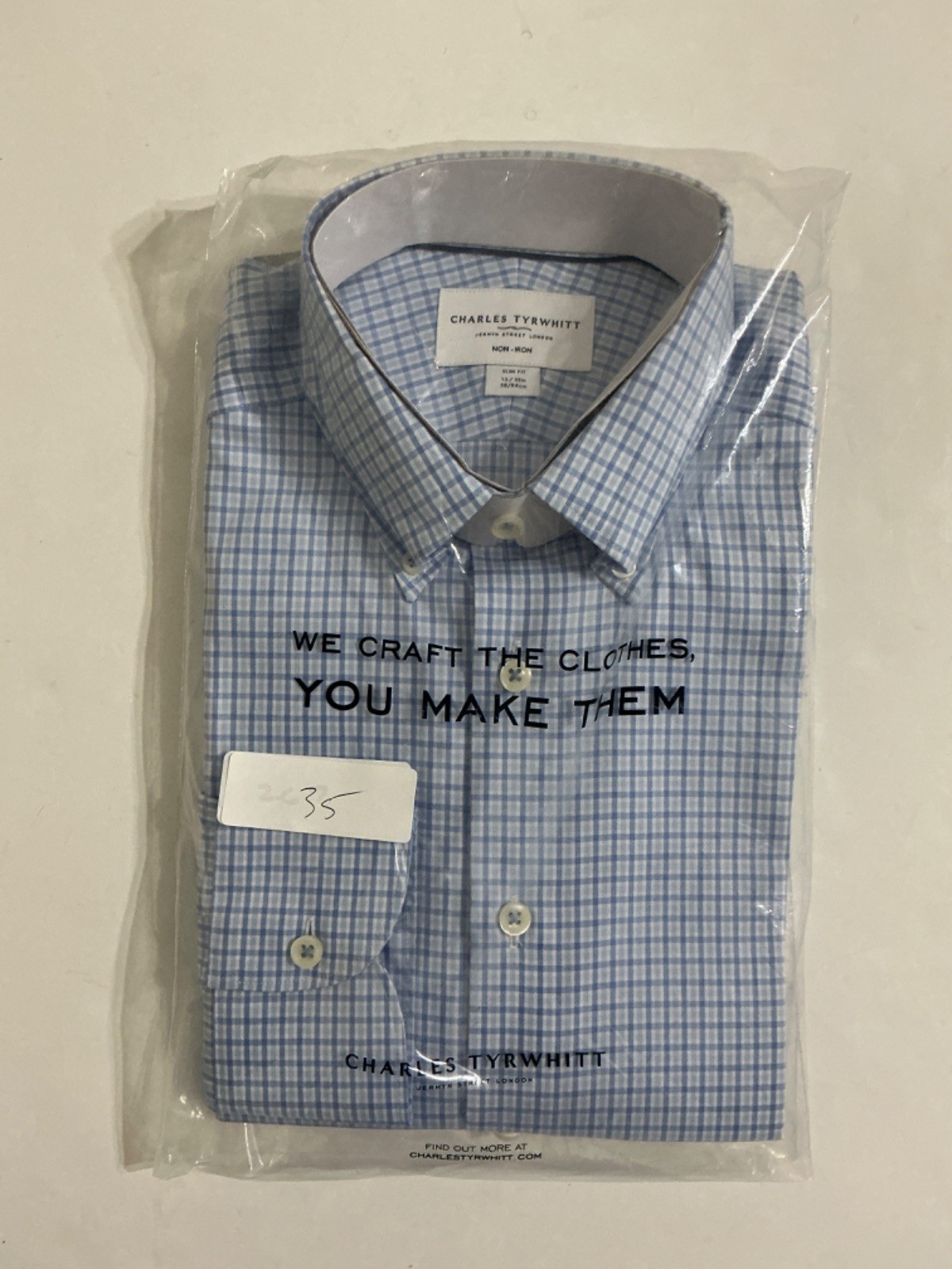 Charles Tyrwhitt Slim Fit Non-Iron Dress Shirt 15/33 Cornflower Blue Check NWT Charles Tyrwhitt Slim Fit Non-Iron Dress Shirt 15/33 Cornflower Blue Check NWT