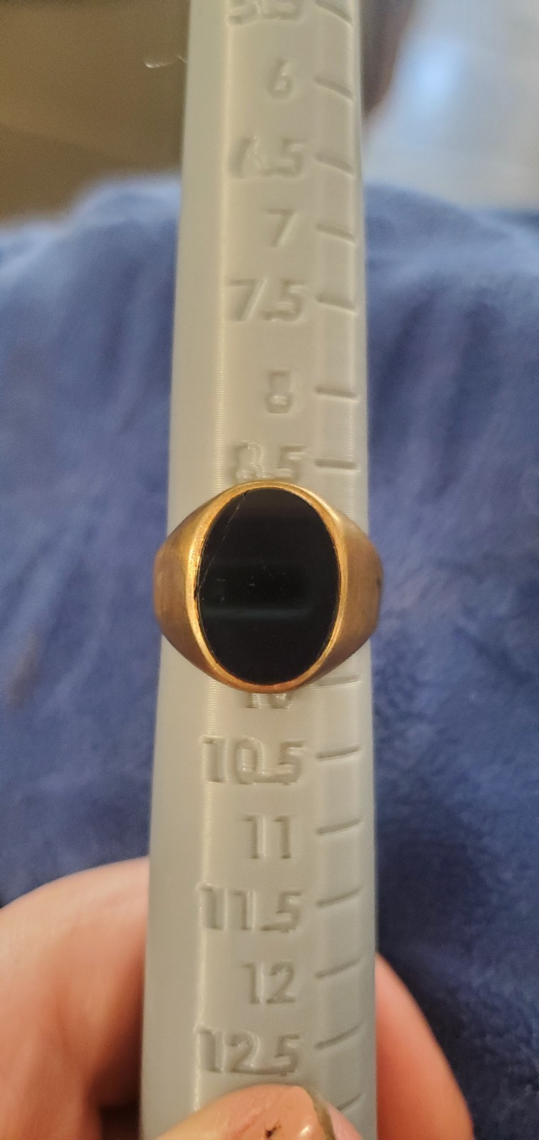 Vintage Solid 10k Yellow Gold Black Onyx Oval Signet Ring 6g Size 91/2 Vintage Solid 10k Yellow Gold Black Onyx Oval Signet Ring 6g Size 91/2